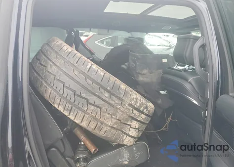 2024 Jeep Grand Wagoneer L Series Ii z USA, uszkodzony, nr VIN 1C4SJSFP9RS132858